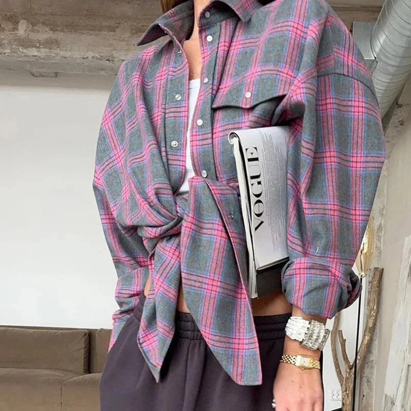 New Vintage Women Oversized Long Sleeve Plaid Shirt Blouse Tops Autumn Winter Button down Loose Lapel Pocket Shirt Korean Style